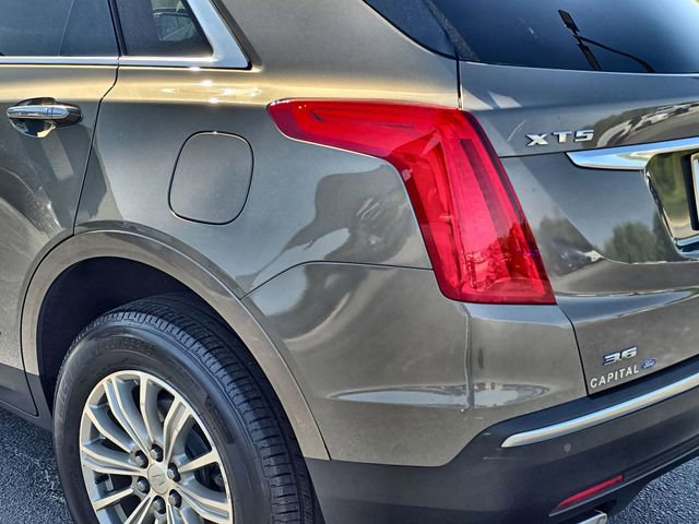 Used 2017 Cadillac XT5 Luxury w/ Driver Awareness Package image 14