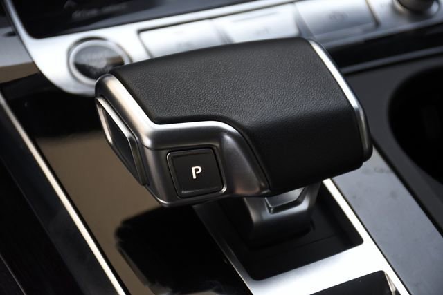 Used 2023 Audi Q7 3.0T Prestige w/ Prestige Package AWD/4WD image 13