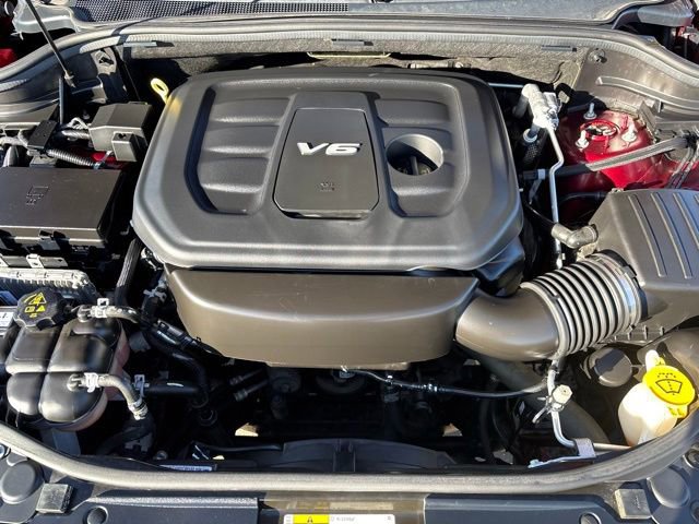 Certified 2019 Jeep Grand Cherokee Limited w/ Luxury Group II image 29