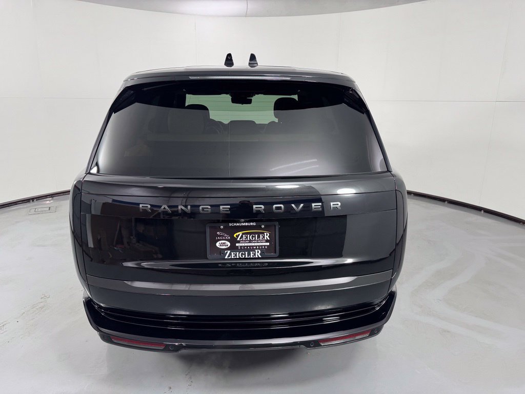 Used 2025 Land Rover Range Rover SE AWD/4WD image 7
