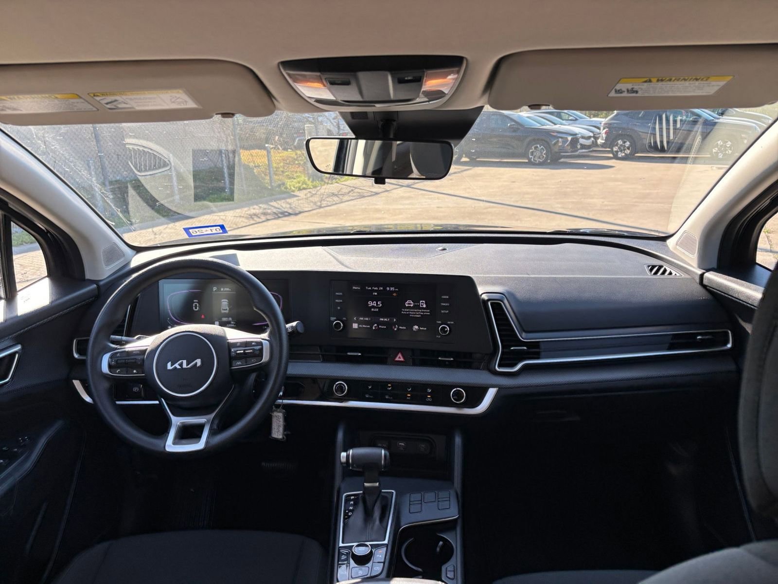 Used 2025 Kia Sportage LX FWD image 32