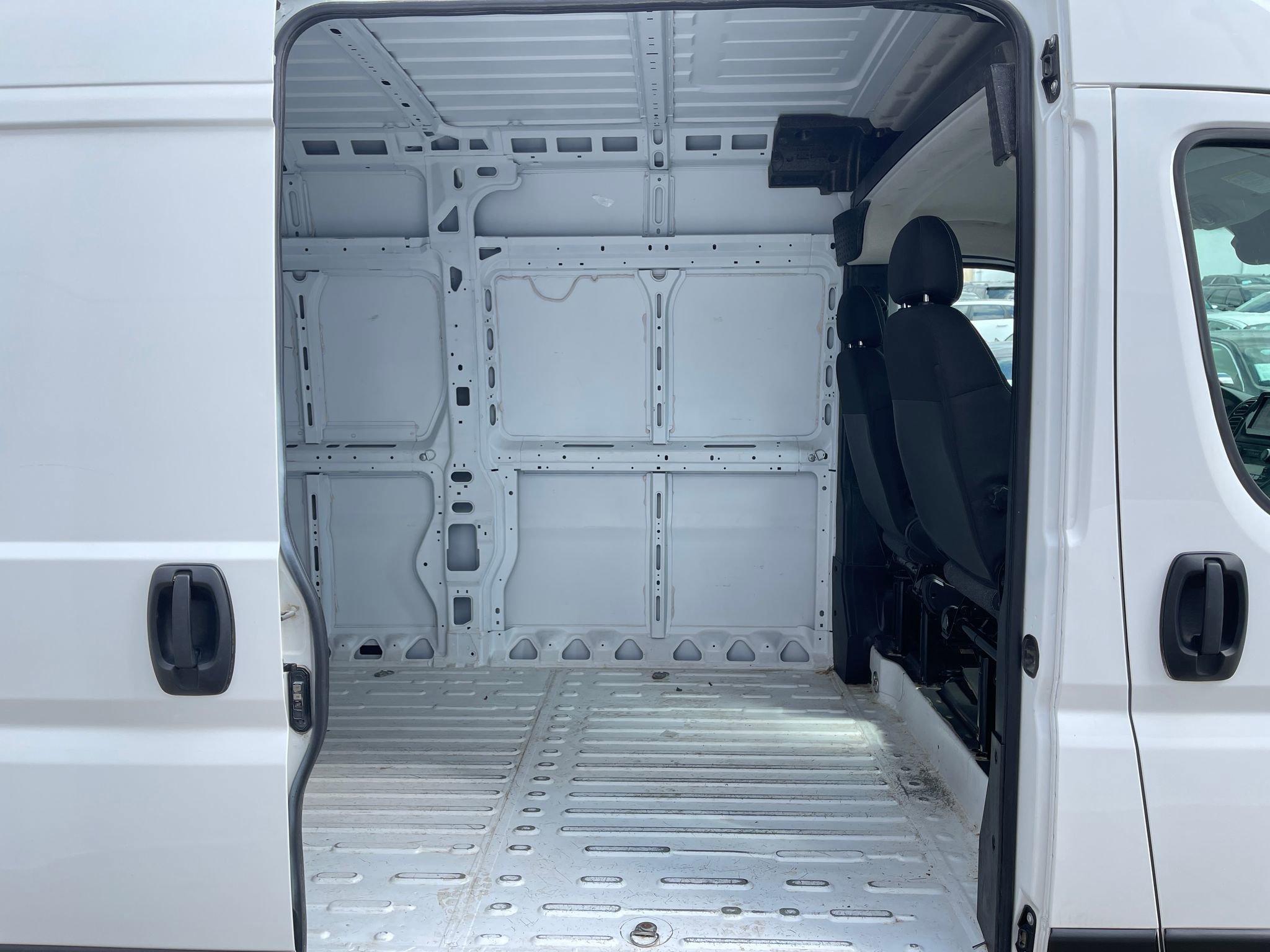 Used 2023 RAM ProMaster 3500 FWD image 26