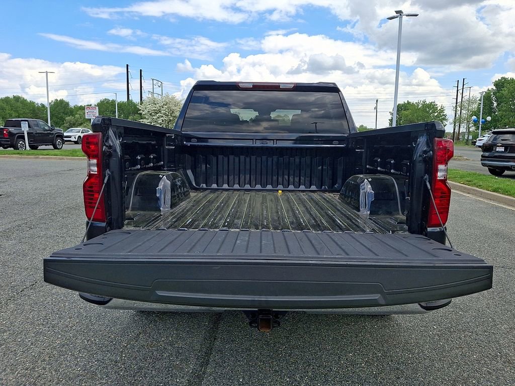 Used 2023 Chevrolet Silverado 1500 LT image 28