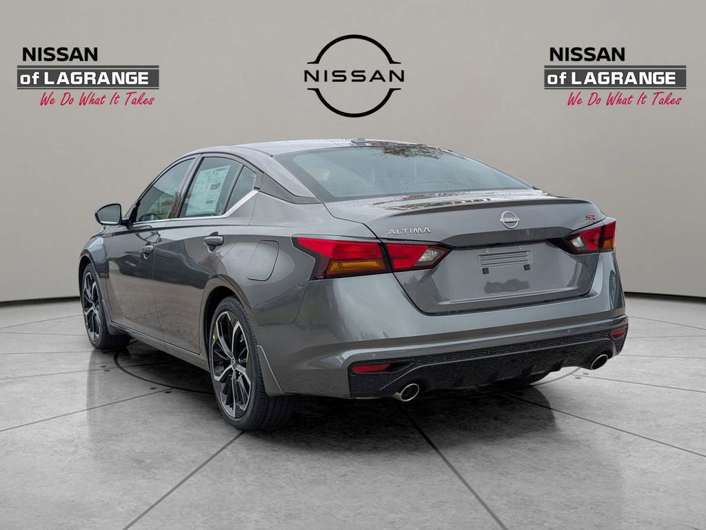 New 2025 Nissan Altima 2.5 SR w/ SR Premium Package image 7