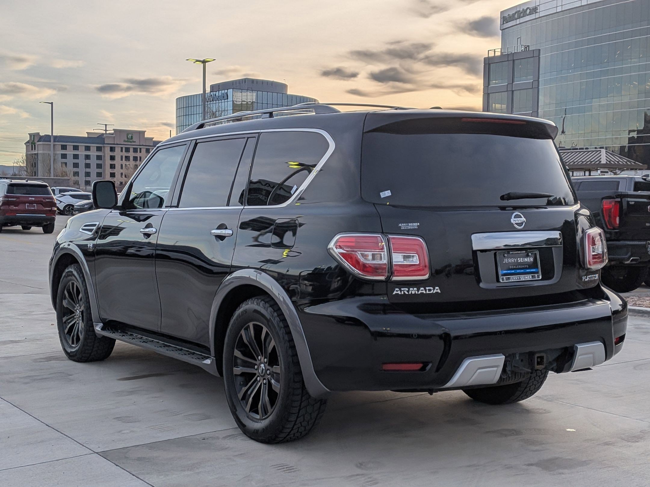 Used 2017 Nissan Armada Platinum w/ Captain Seat Package image 3