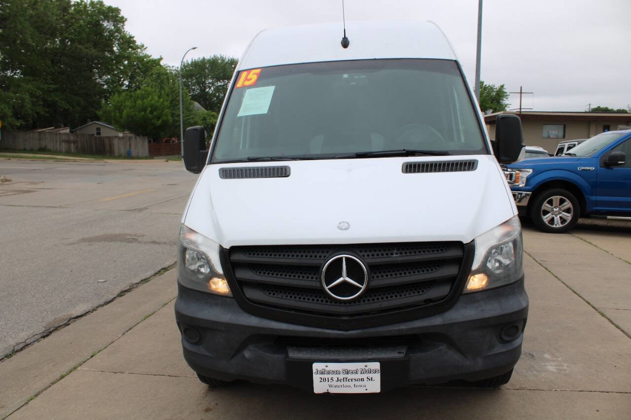 Used 2015 Mercedes-Benz Sprinter 2500 image 3