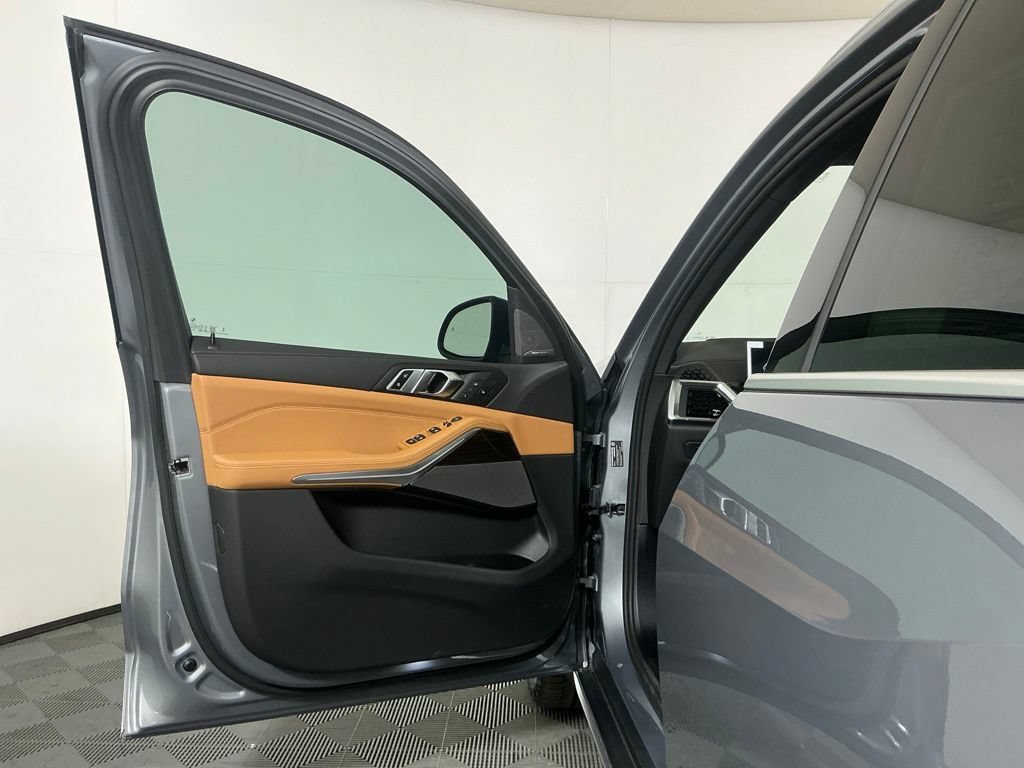New 2026 BMW X5 xDrive40i w/ Climate Comfort Package AWD/4WD image 22