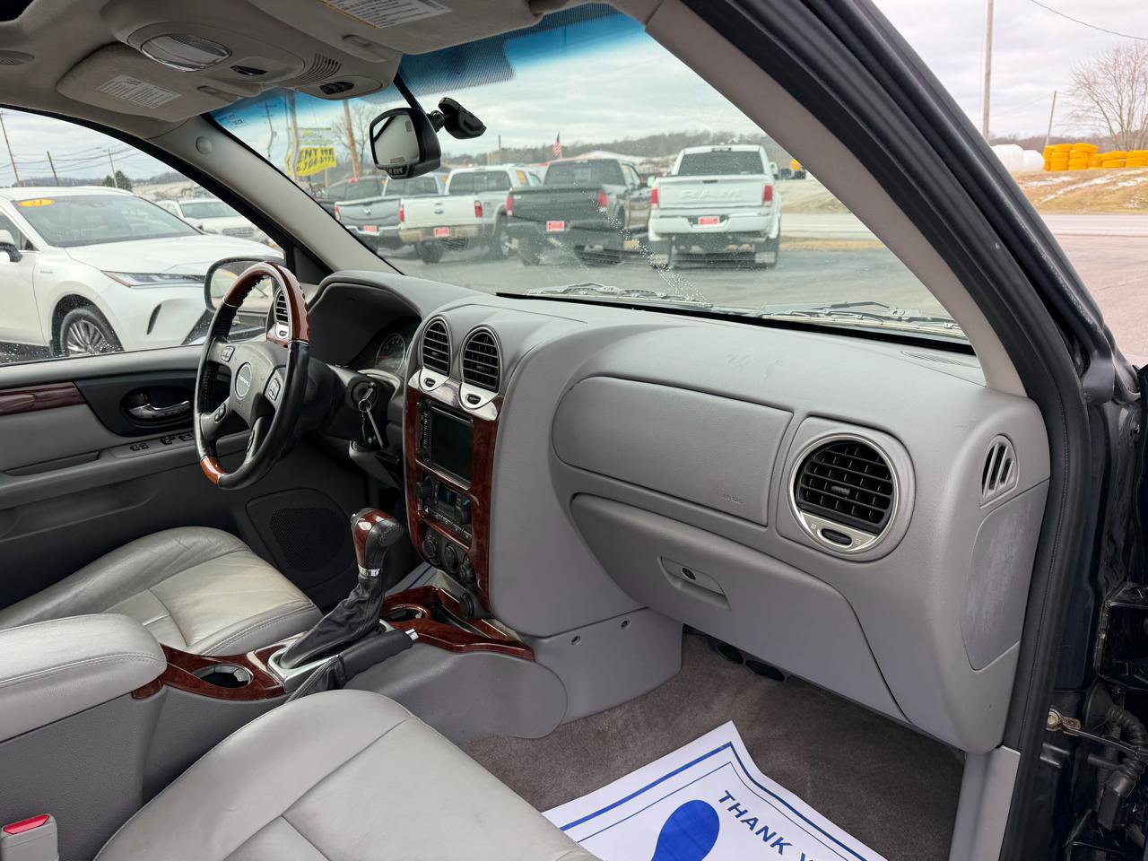 Used 2009 GMC Envoy Denali w/ Sun And 6-Disc Cd Package image 21