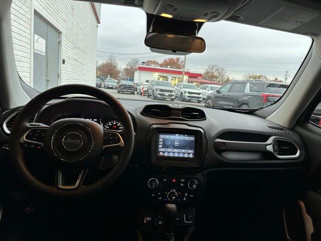 Used 2021 Jeep Renegade Sport image 3