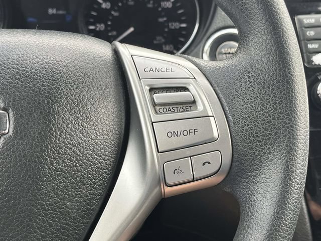 Used 2015 Nissan Rogue SV w/ SV Premium Package AWD/4WD image 28