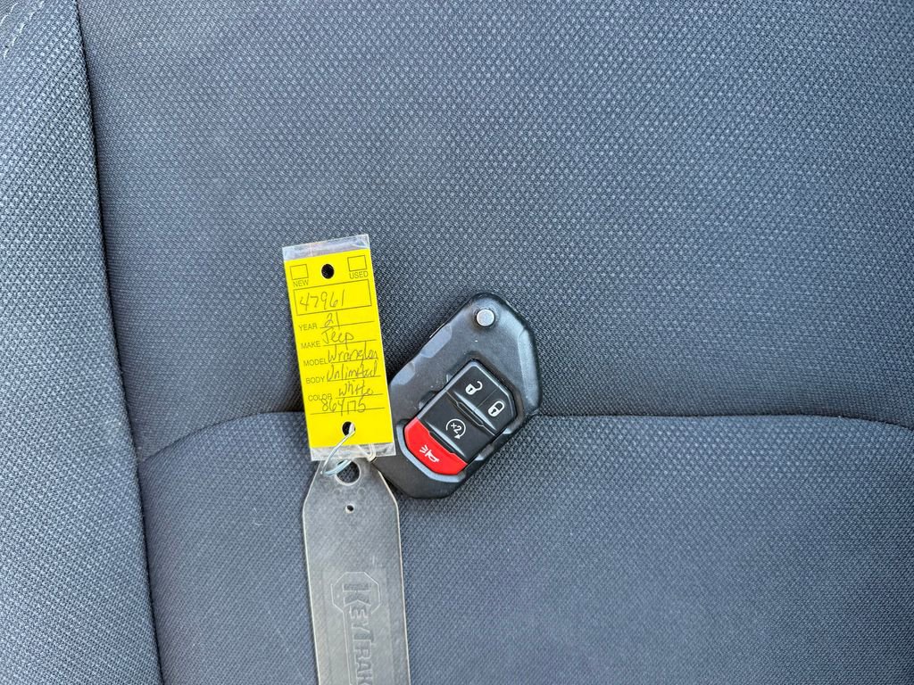 Used 2021 Jeep Wrangler Unlimited Sport image 31