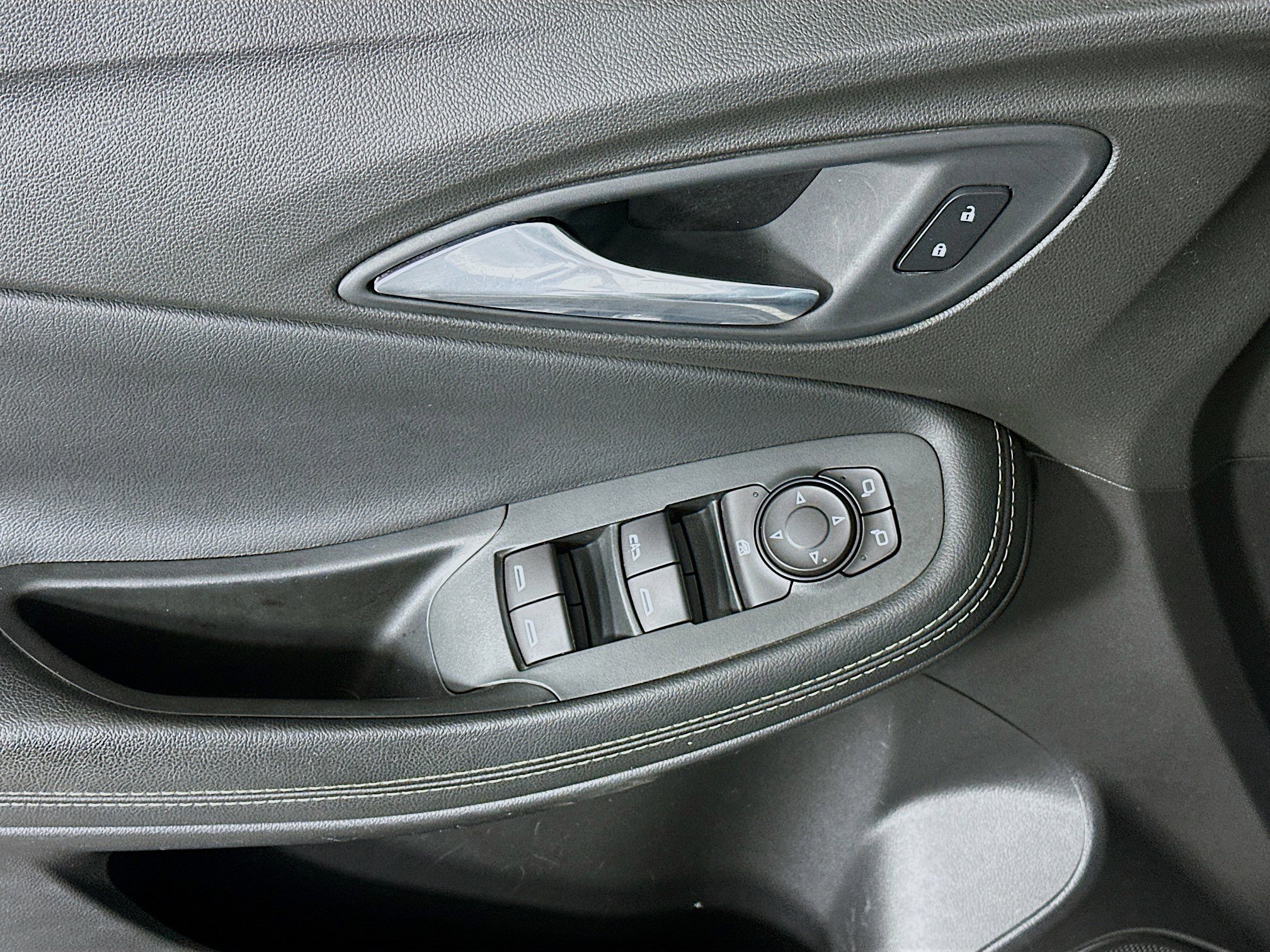 Used 2021 Buick Encore GX Preferred image 15