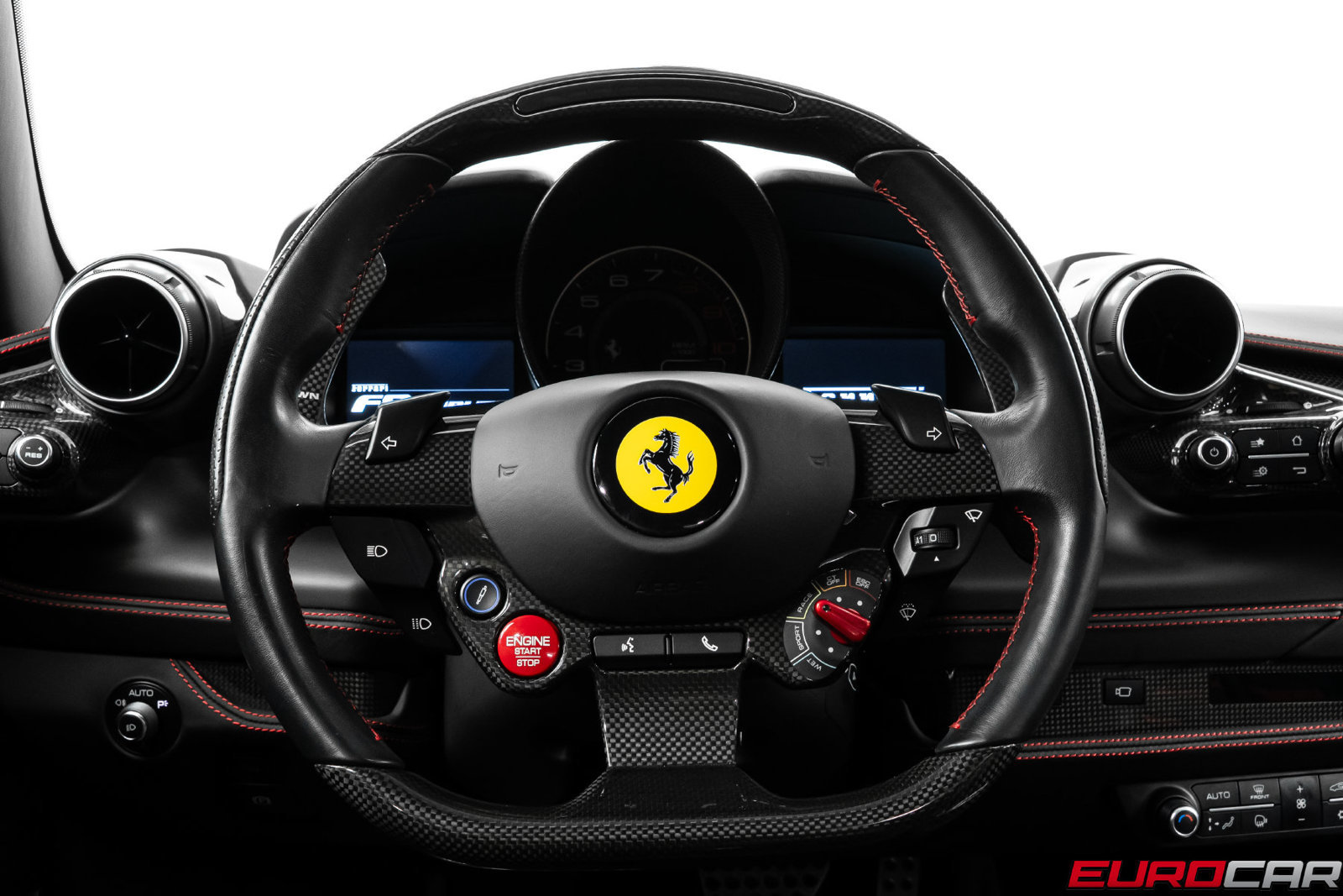 Used 2022 Ferrari F8 Tributo RWD image 31