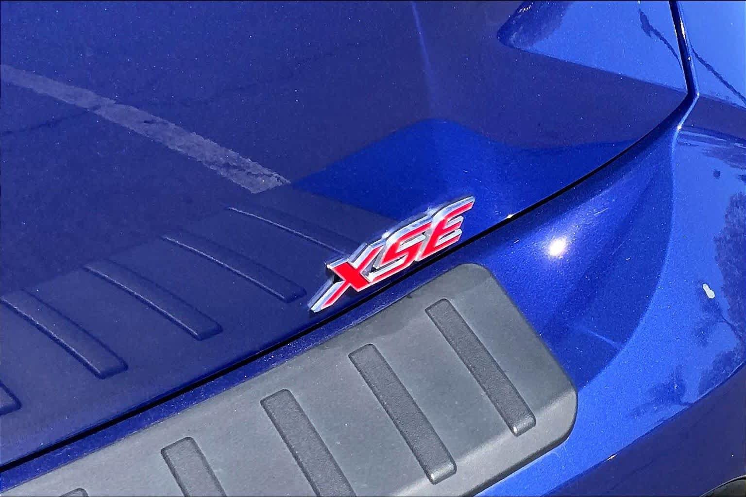 Certified 2025 Toyota Corolla XSE FWD image 9