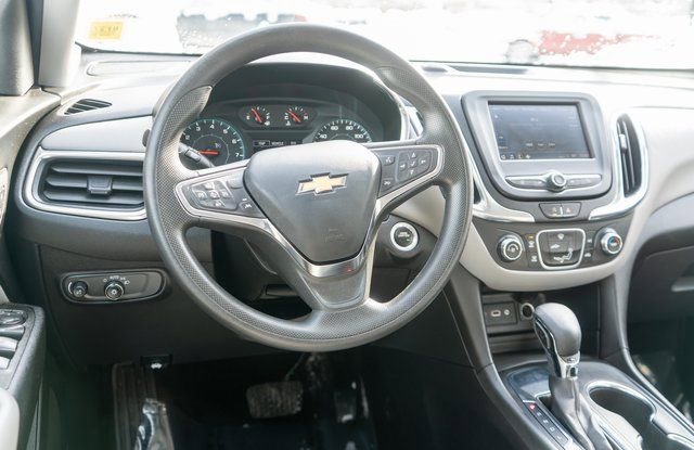 Used 2023 Chevrolet Equinox LS image 14