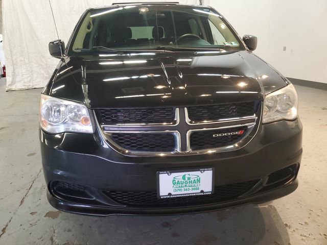 Used 2014 Dodge Grand Caravan SXT image 12