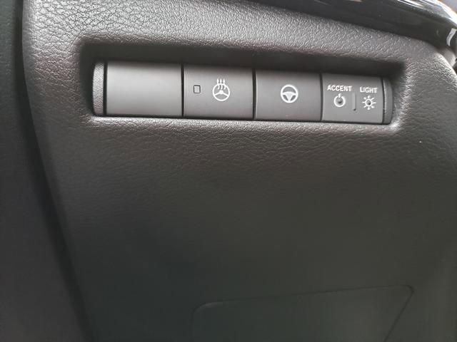 New 2026 Nissan Kicks SR w/ SR Premium Package image 21