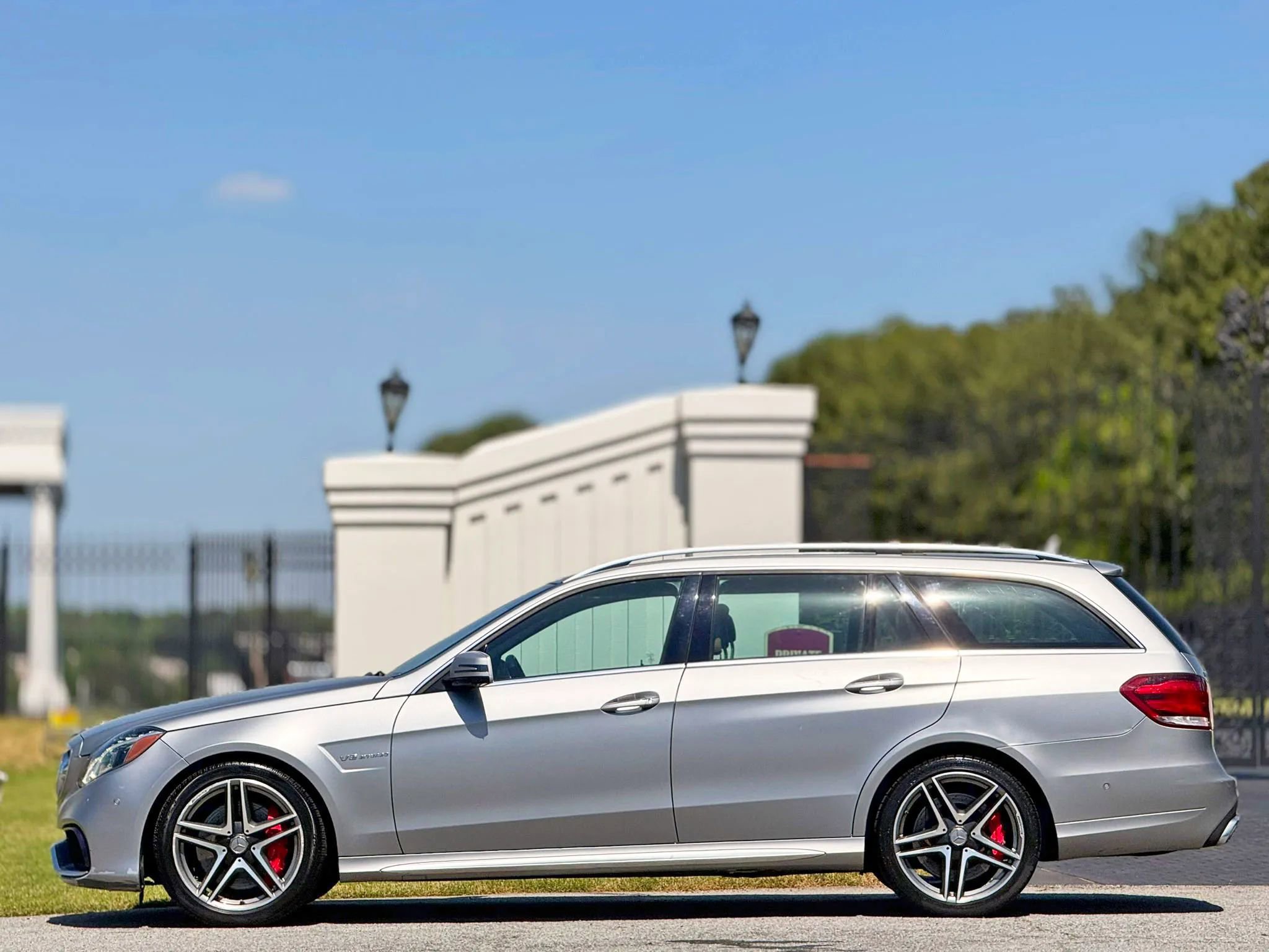 Used 2015 Mercedes-Benz E 63 AMG S-Model w/ Driver Assistance Package image 7
