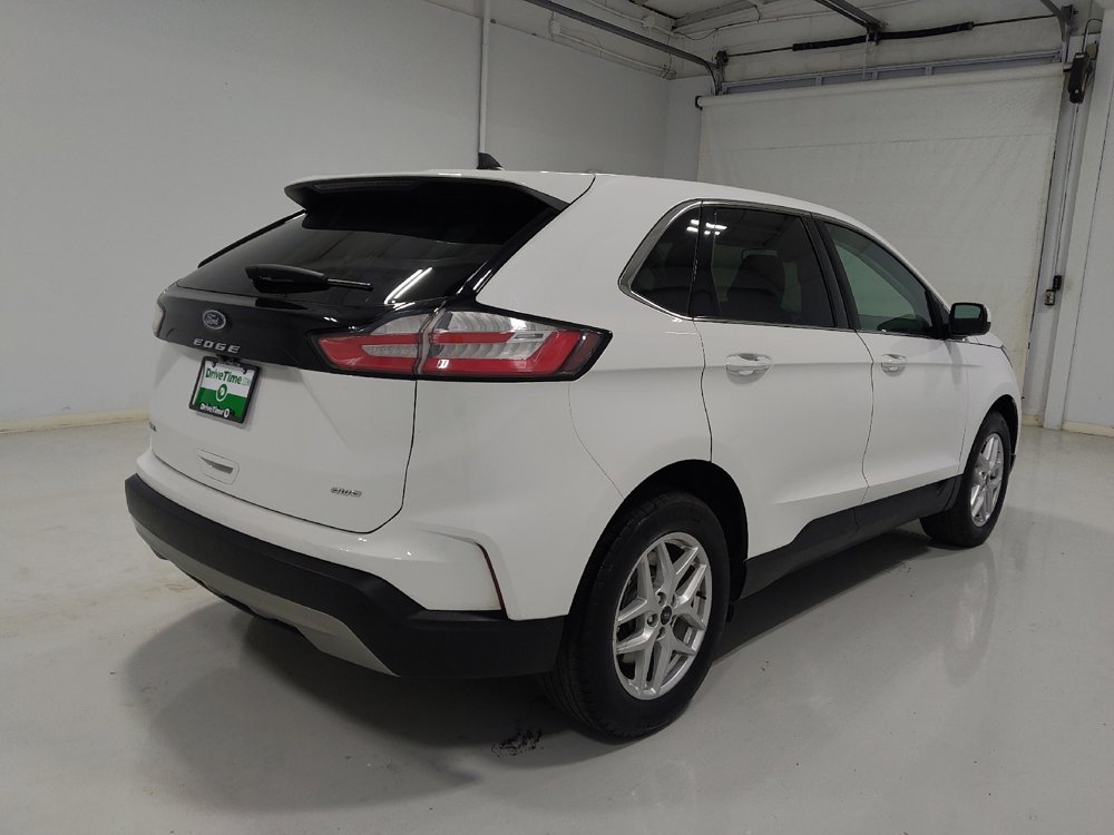 Used 2024 Ford Edge SEL image 9