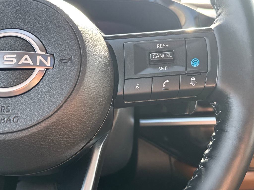 Used 2025 Nissan Pathfinder Platinum w/ Cargo Package image 22