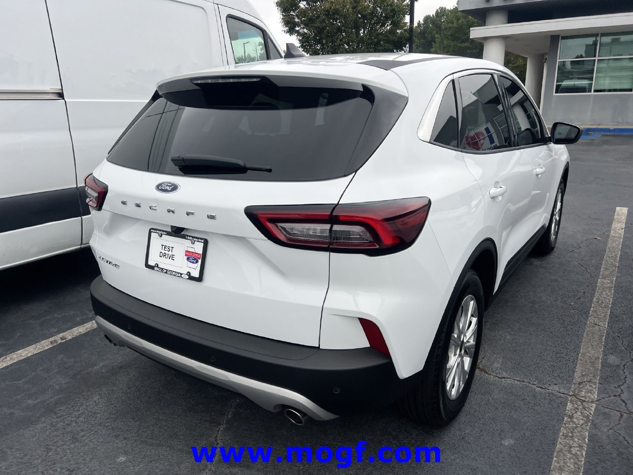 Certified 2023 Ford Escape Active w/ Tech Pack #1 FWD image 3