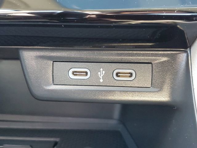 New 2026 Volkswagen Jetta SE FWD image 21