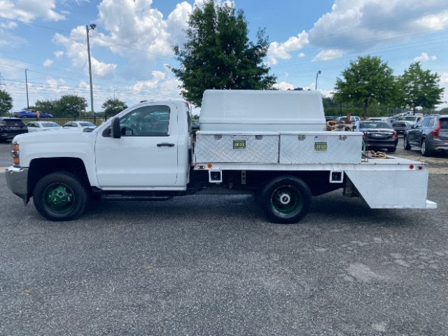 Used 2017 Chevrolet Silverado 3500 W/T RWD image 2