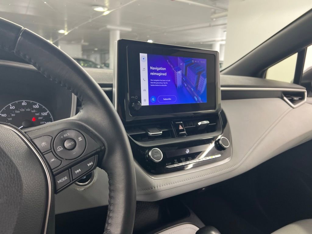 Used 2023 Toyota Corolla SE image 6