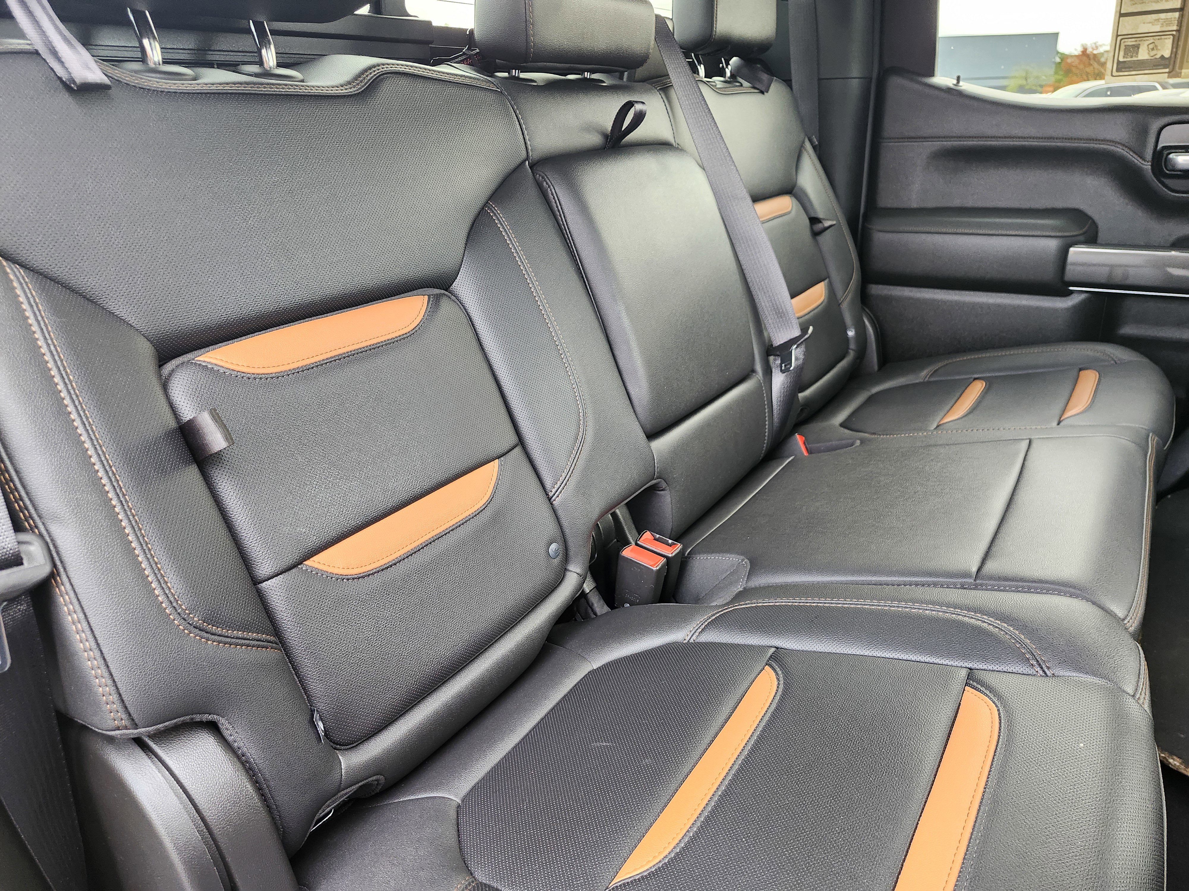 Used 2022 GMC Sierra 1500 AT4 image 15