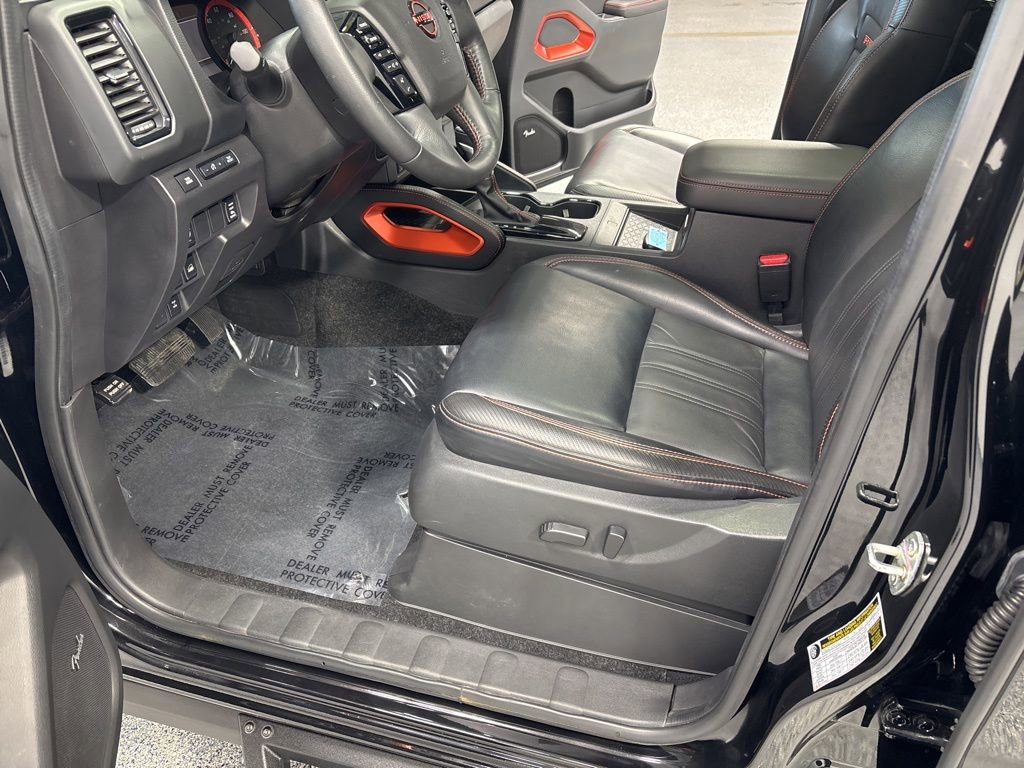 Used 2023 Nissan Frontier PRO-4X w/ Pro-4X Premium Package AWD/4WD image 13