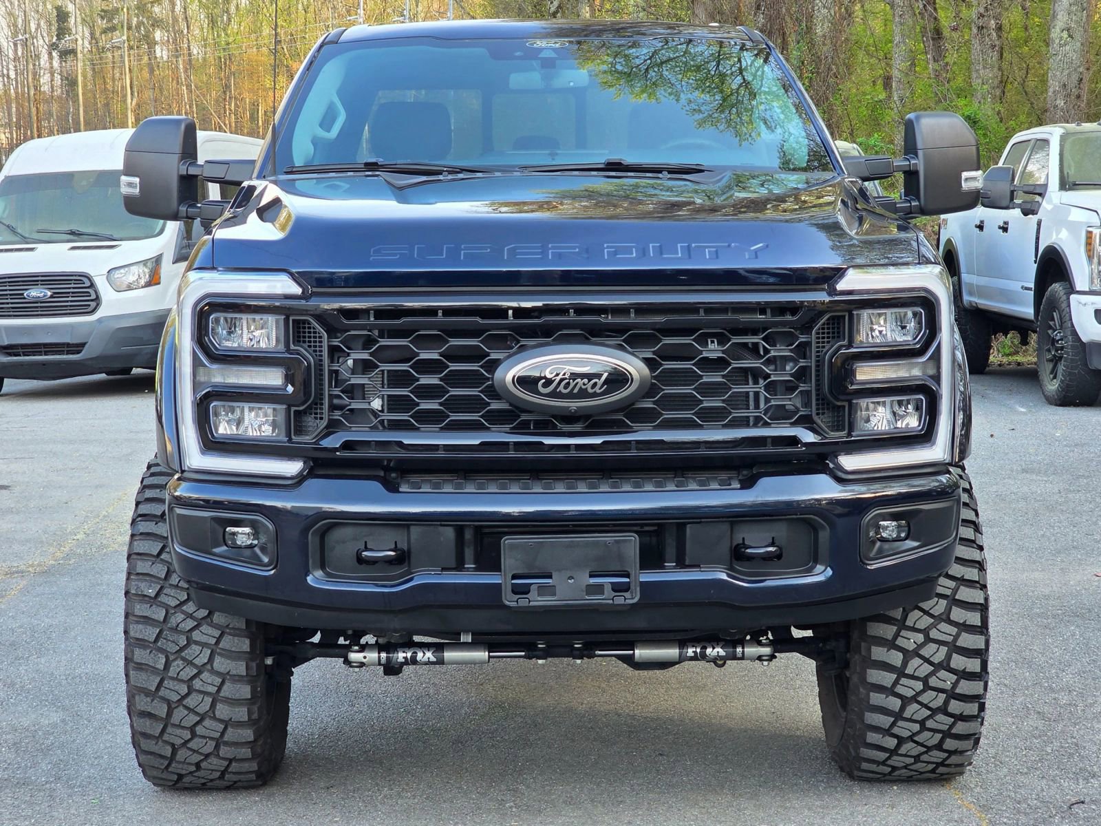 Used 2025 Ford F250 XLT w/ Black Appearance Package image 10