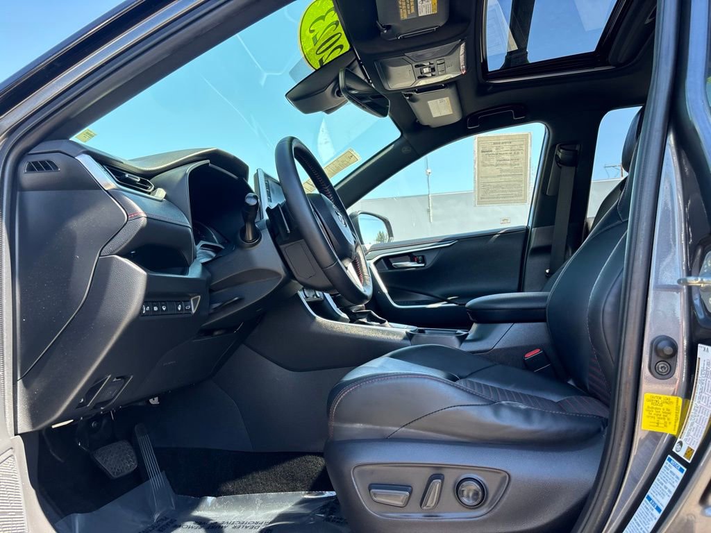 Used 2022 Toyota RAV4 XSE w/ Weather Package image 9