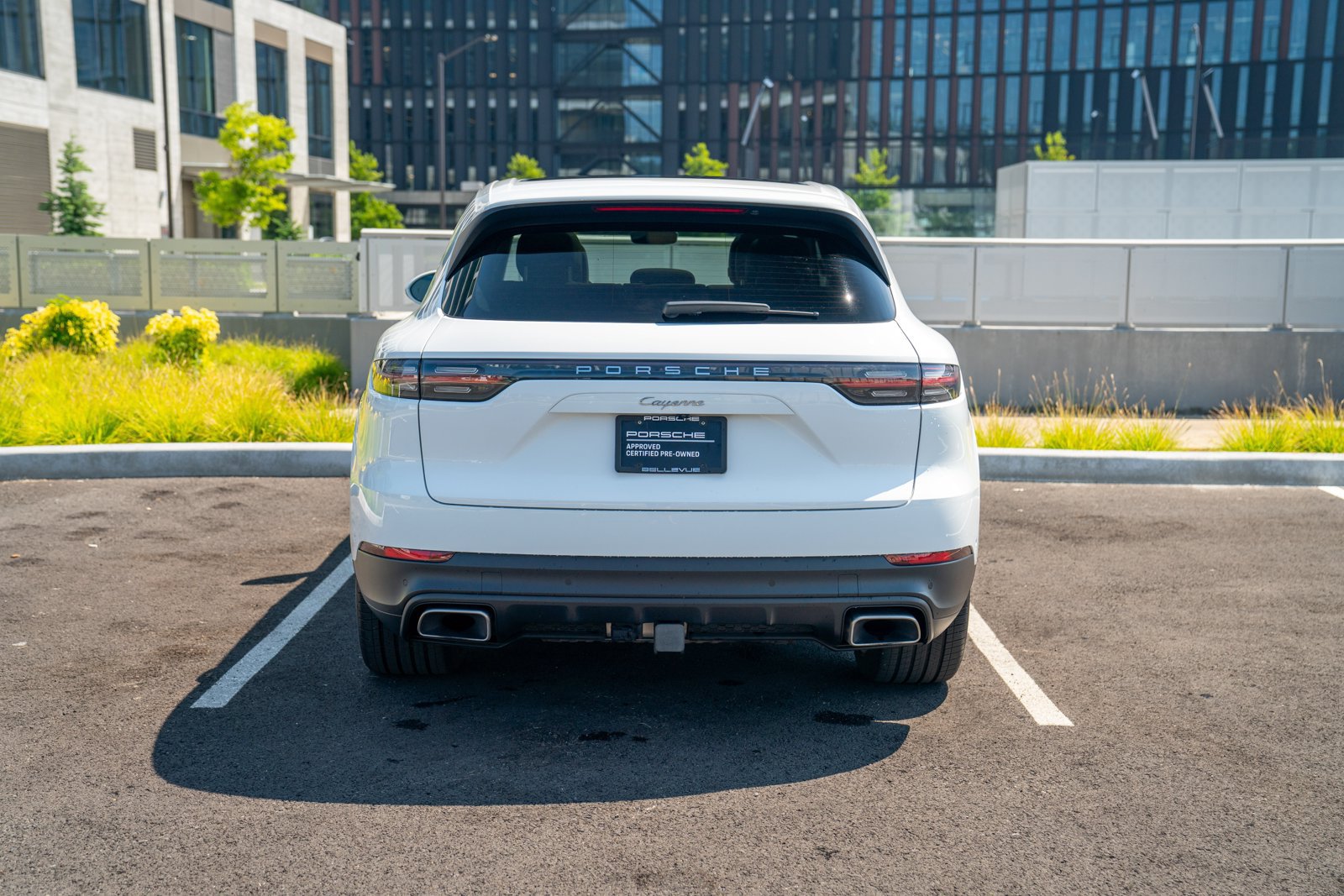 Certified 2022 Porsche Cayenne AWD/4WD image 7