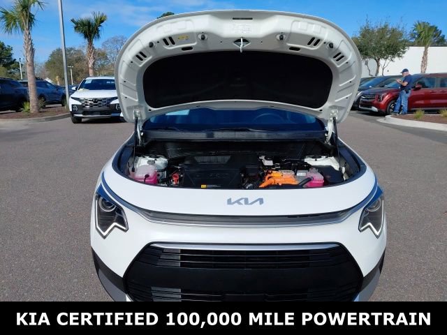 Certified 2024 Kia Niro EX image 9