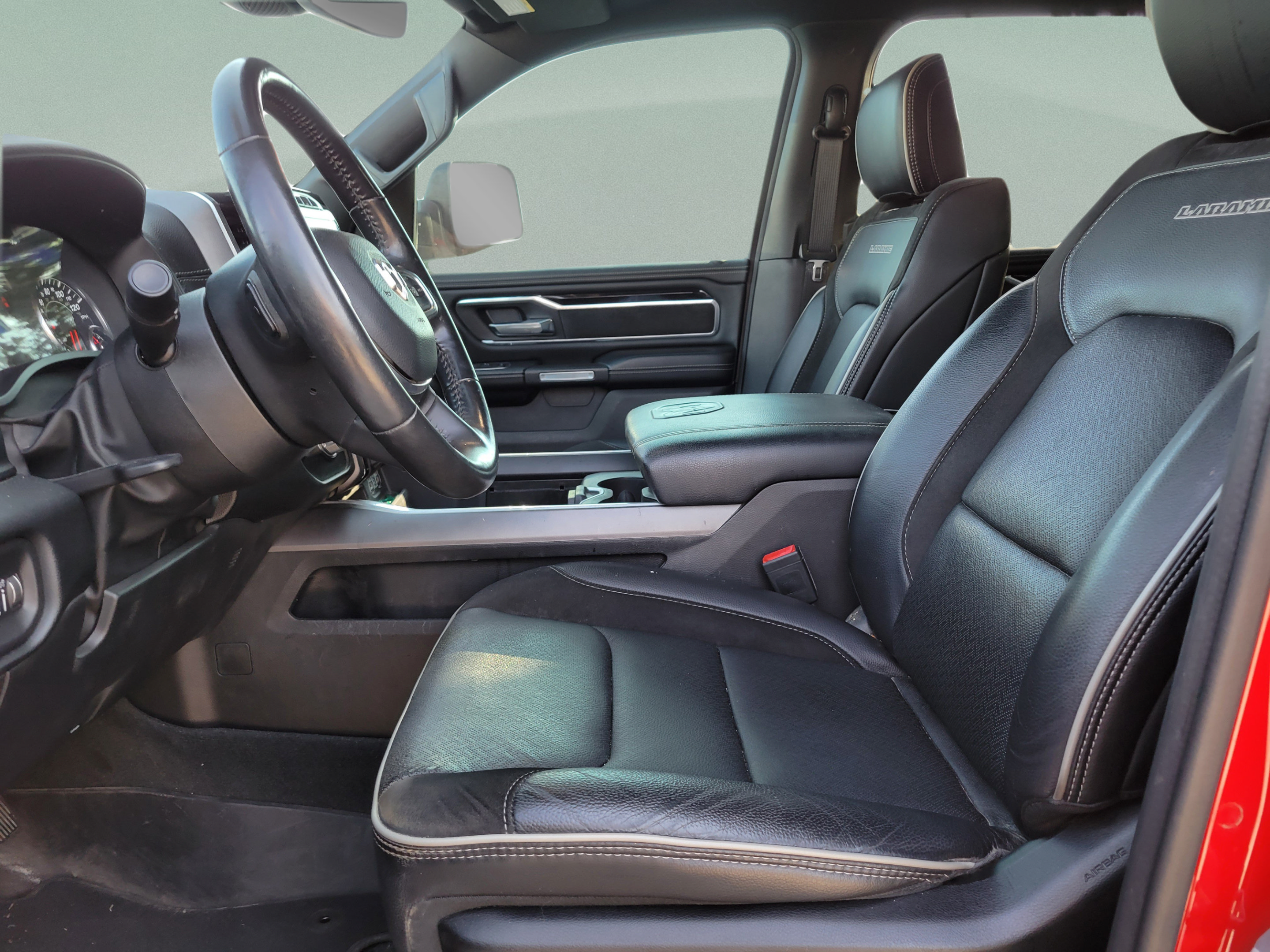 Used 2022 RAM 1500 Laramie RWD image 15