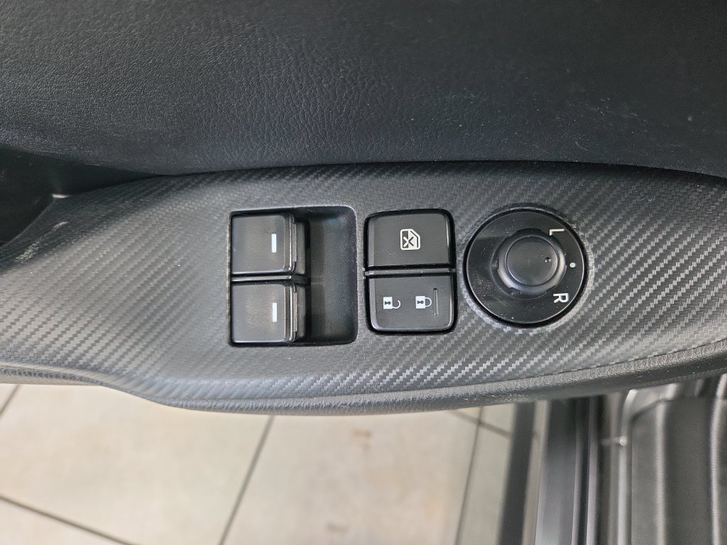 Used 2021 MAZDA MX-5 Miata Grand Touring RWD image 19