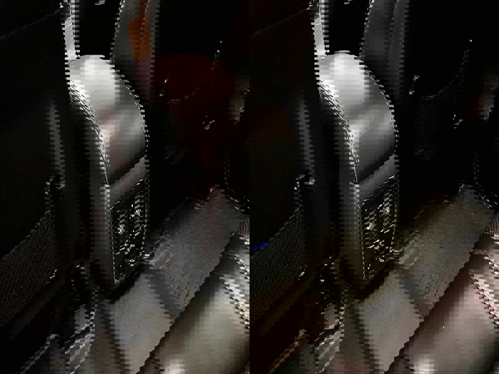 Used 2017 Jeep Grand Cherokee Overland image 29