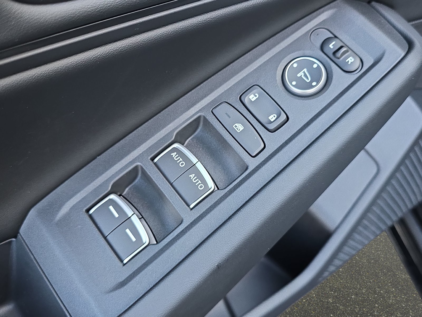 New 2026 Honda Accord EX-L image 25