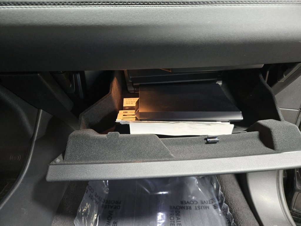 Used 2023 Land Rover Range Rover Evoque R-Dynamic SE image 57