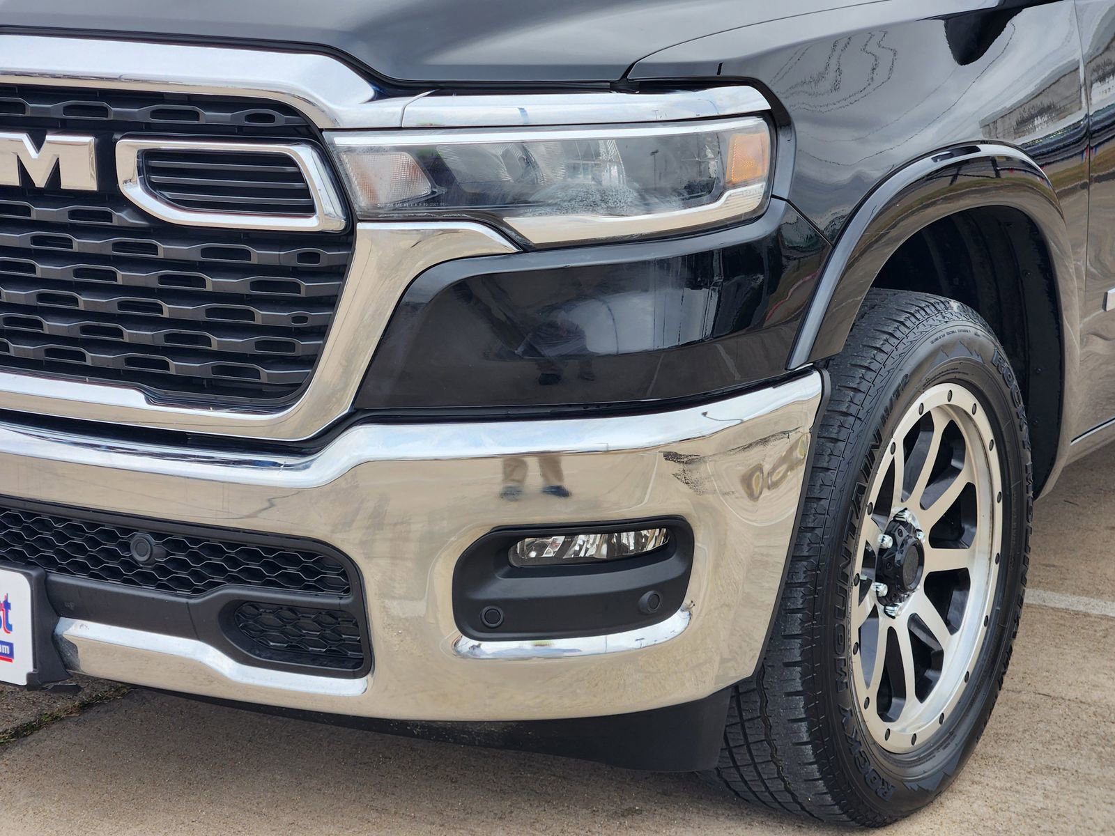 Used 2025 RAM 1500 Lone Star AWD/4WD image 9