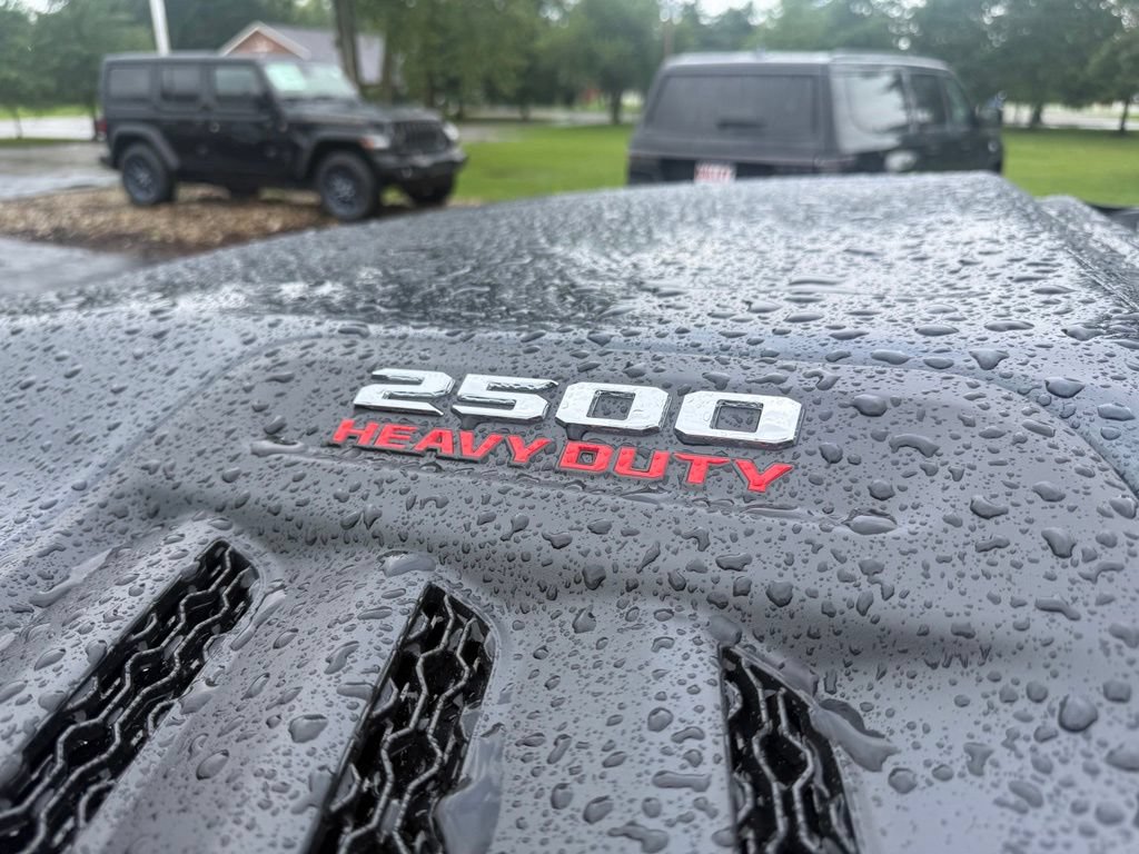 New 2026 RAM 2500 Laramie AWD/4WD image 10