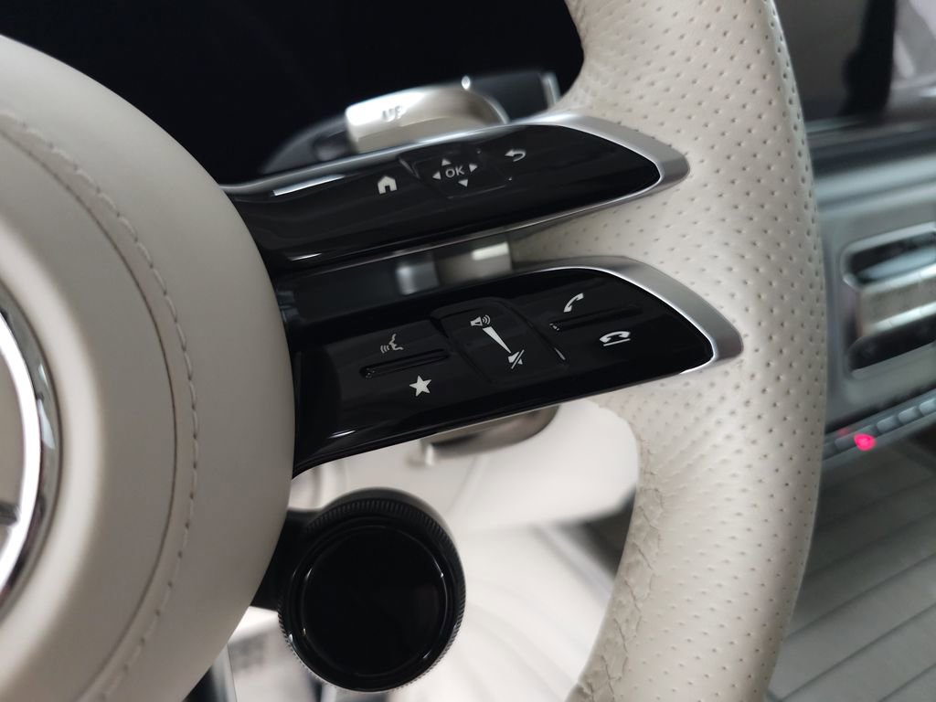 Certified 2025 Mercedes-Benz G 63 AMG 4MATIC image 13