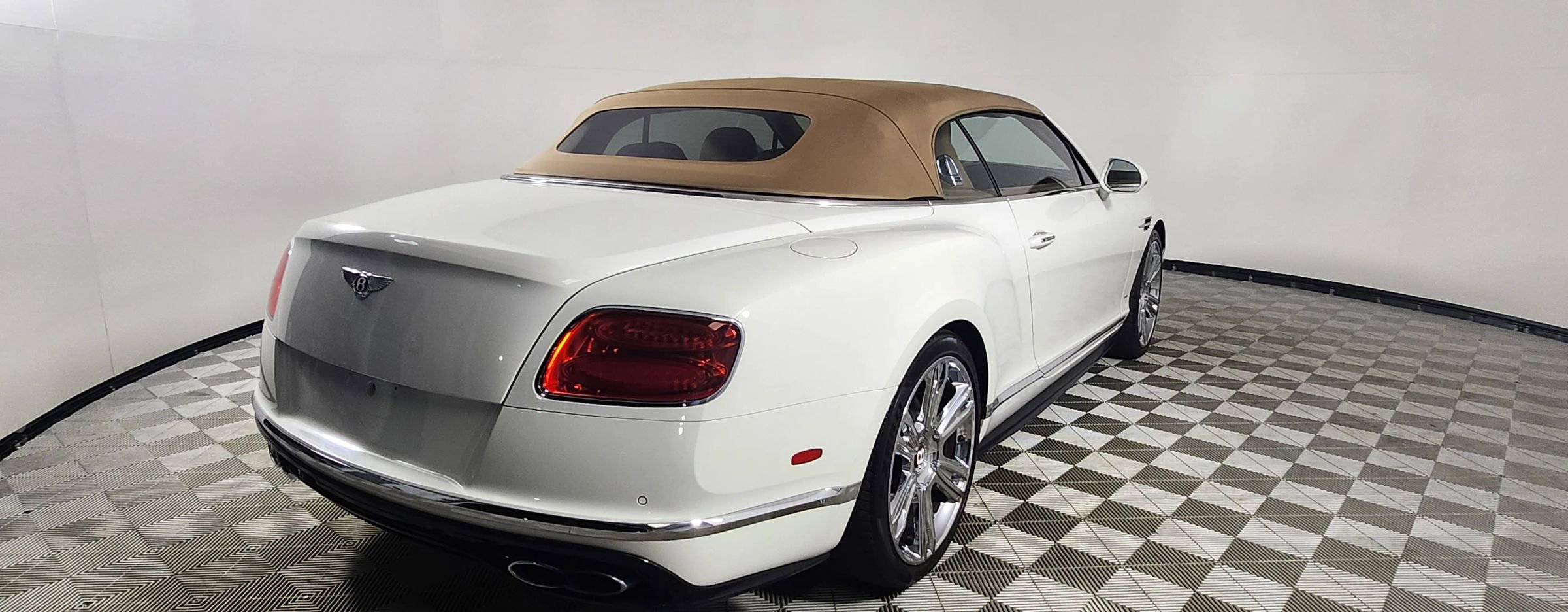 Used 2016 Bentley Continental GT V8 S image 8