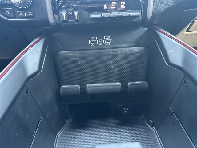 Used 2025 RAM 1500 Rebel image 38