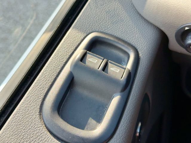 Used 2024 Ford Transit 350 XLT RWD image 21