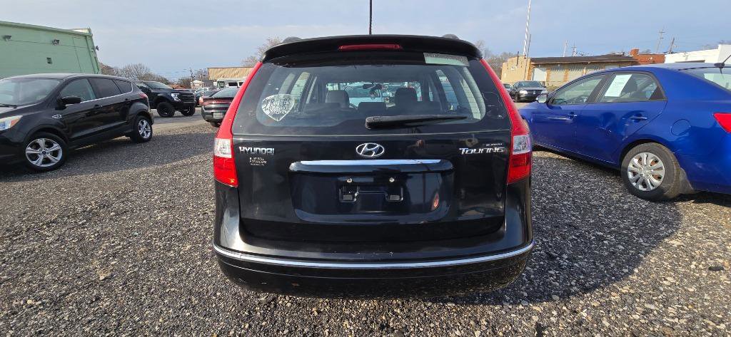 Used 2010 Hyundai Elantra SE FWD image 6