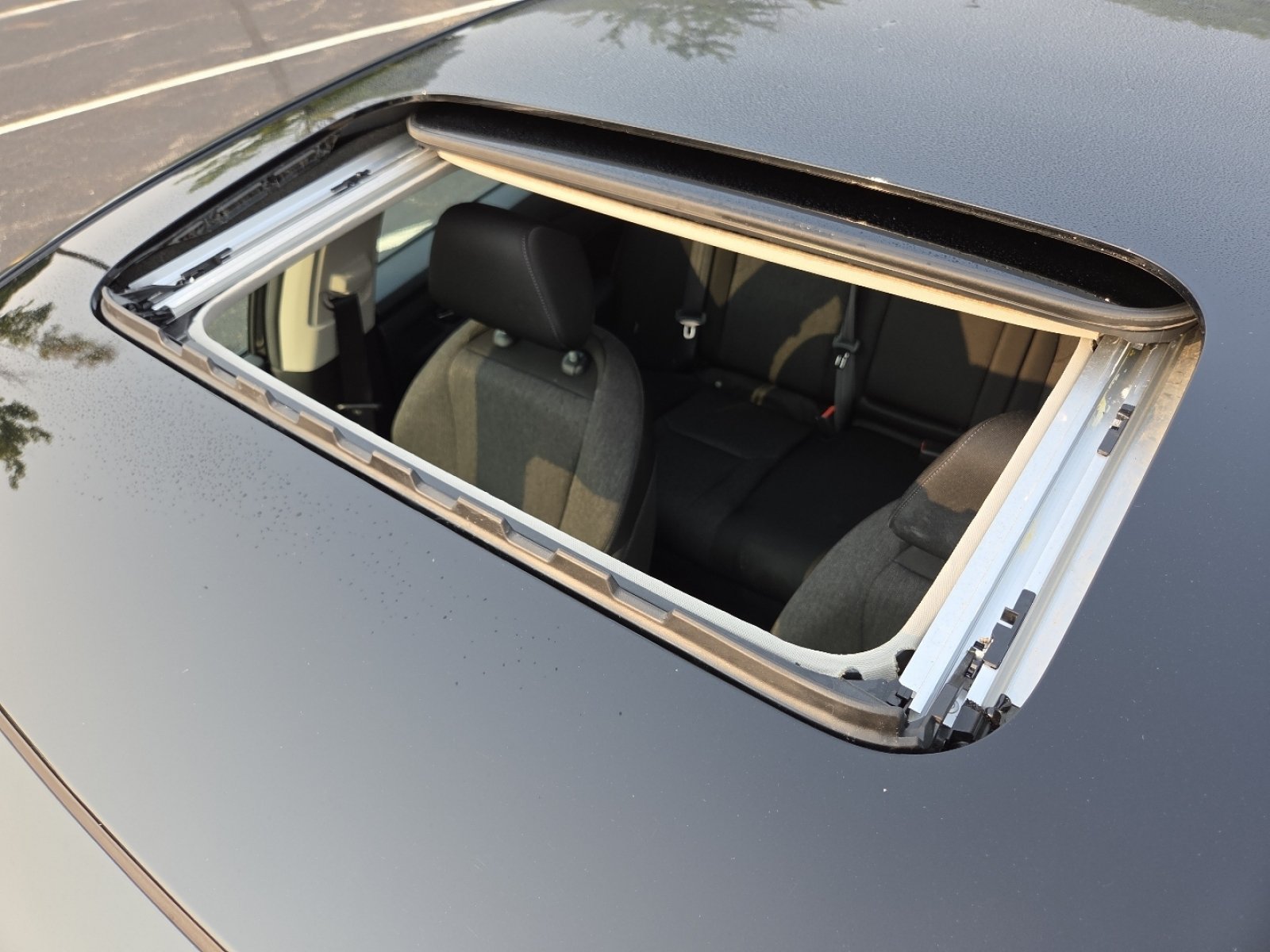 Used 2025 Honda Accord SE image 4