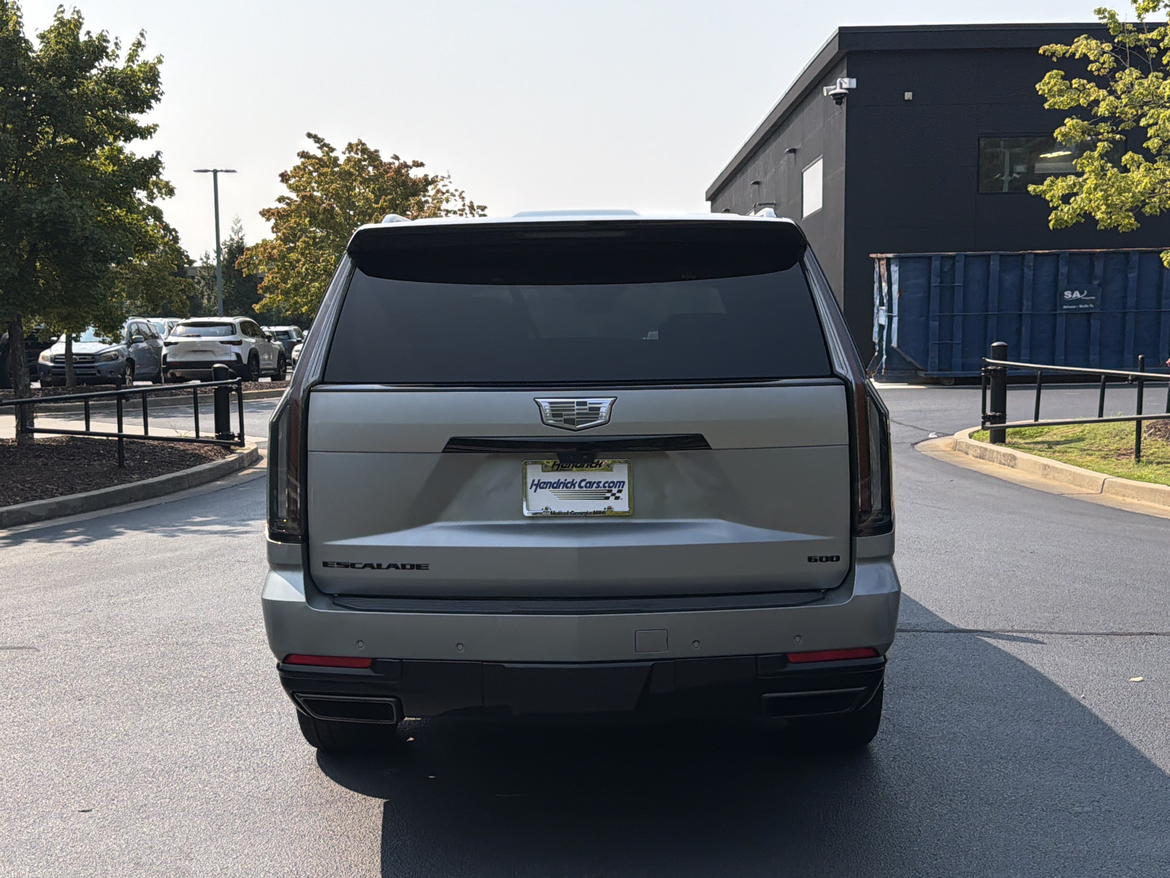 Used 2025 Cadillac Escalade ESV Sport Platinum w/ LPO, ONYX Package AWD/4WD image 16