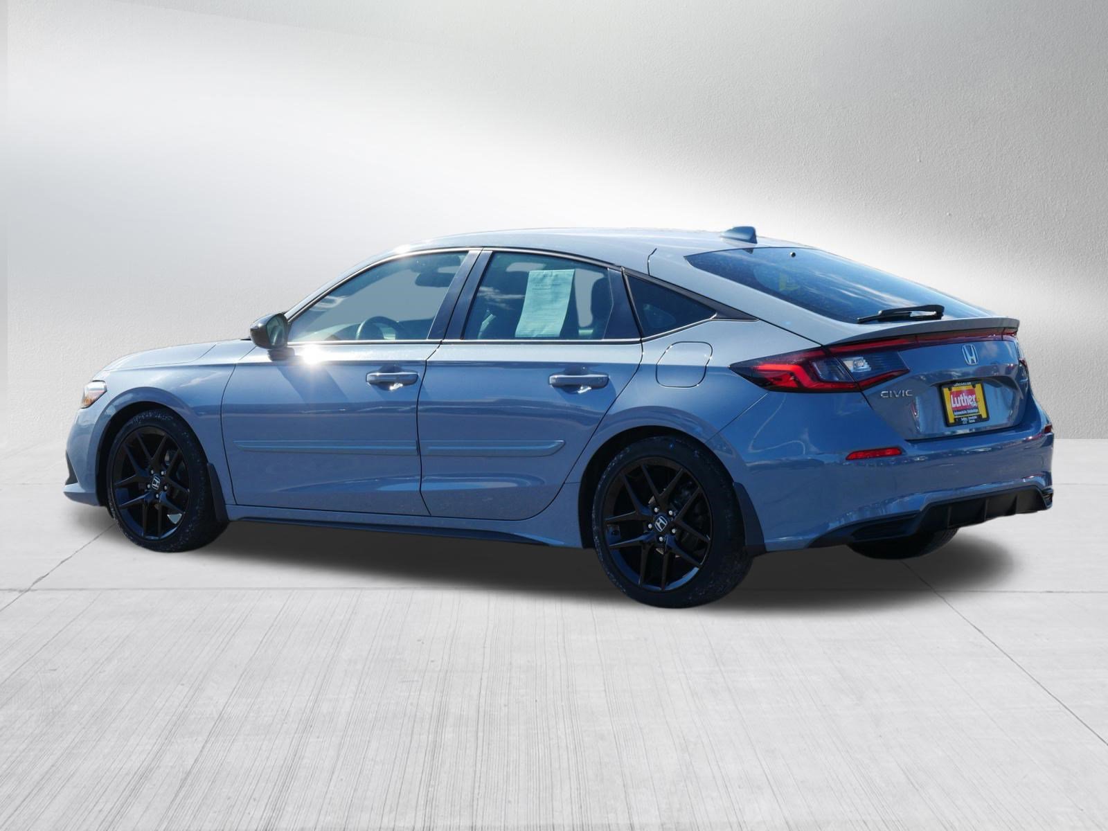 Used 2023 Honda Civic Sport image 5