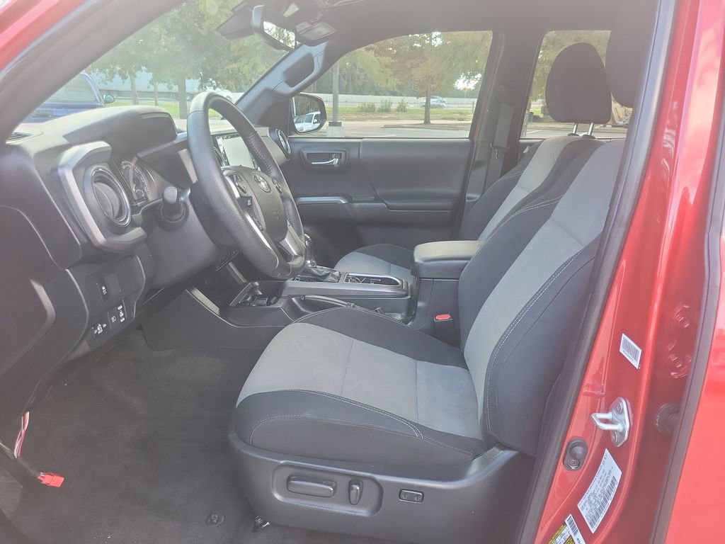 Certified 2023 Toyota Tacoma TRD Off-Road image 15